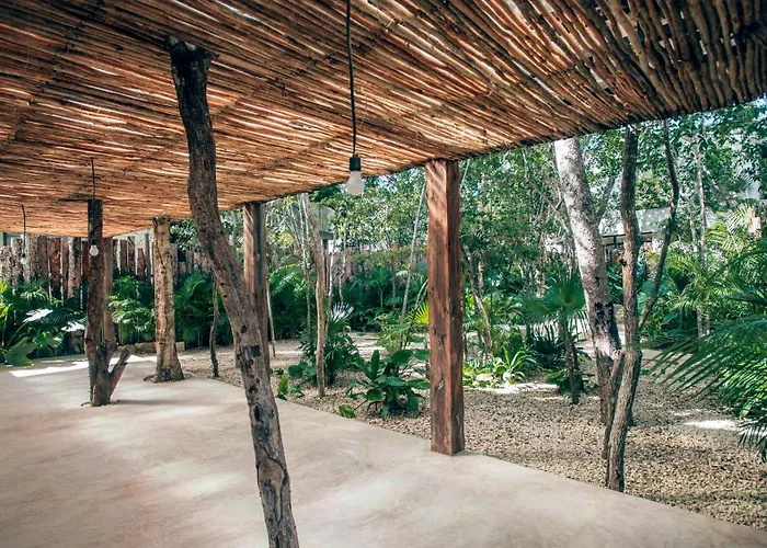 Boho Jungle - Pvt Pool -100mbs- Concierge 7a Villa *